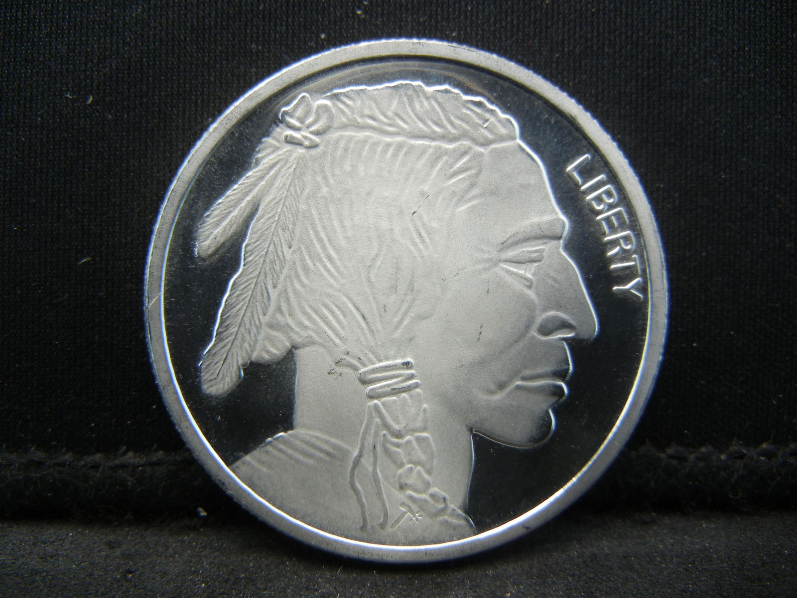 Silver Round .999 Indian Design (1 of 2)