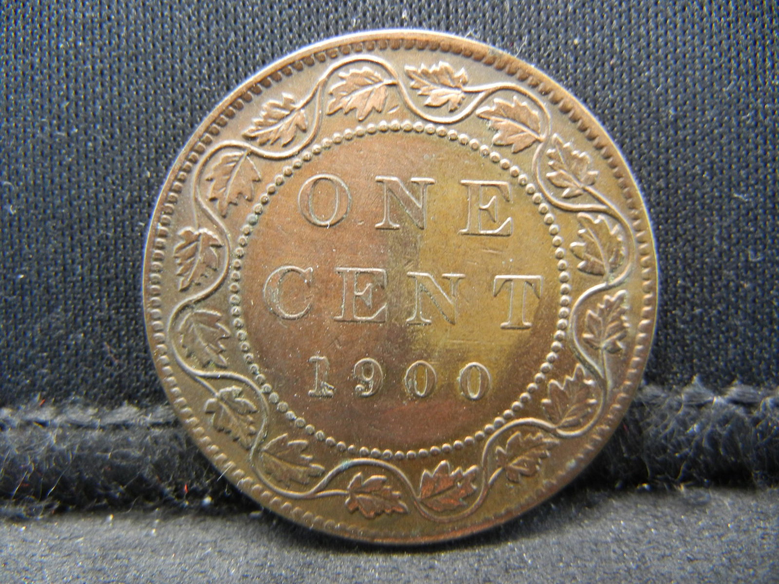 1900 (RED) CANADIAN ONE CENT (1 of 2)
