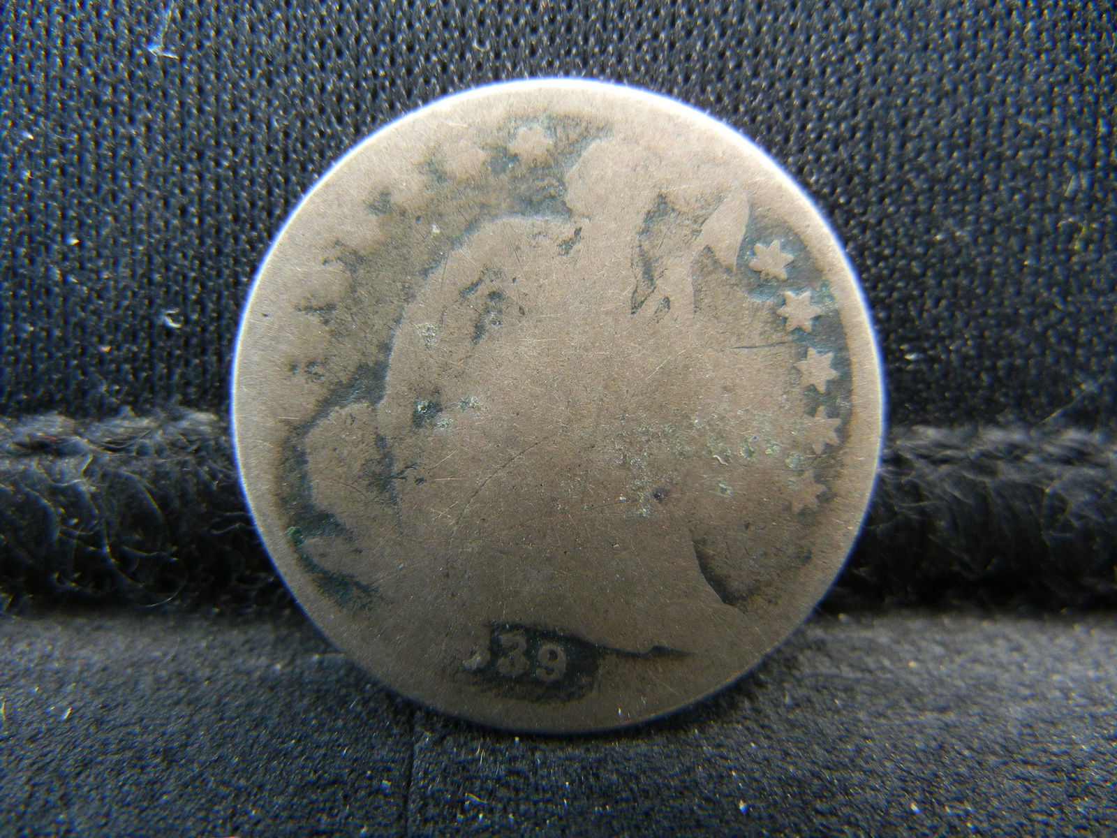1839 Seated Liberty Dime. (1 of 2)