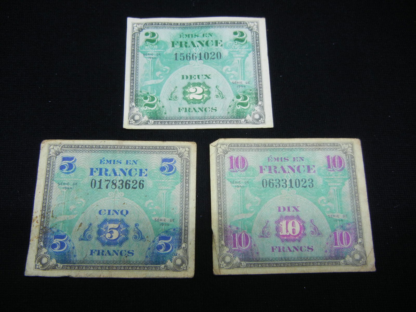 France 2, 5, & 10 Francs Military Currency Notes. (1 of 4)
