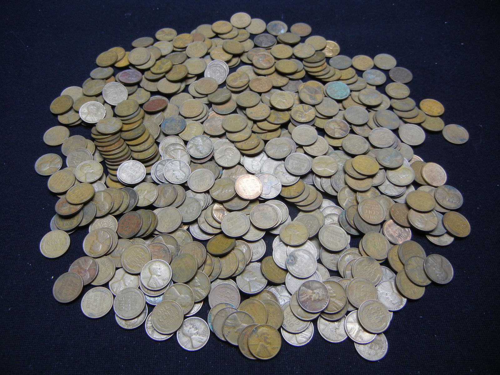 500 circulated wheat cents in the twenties and thirties (1 of 5)