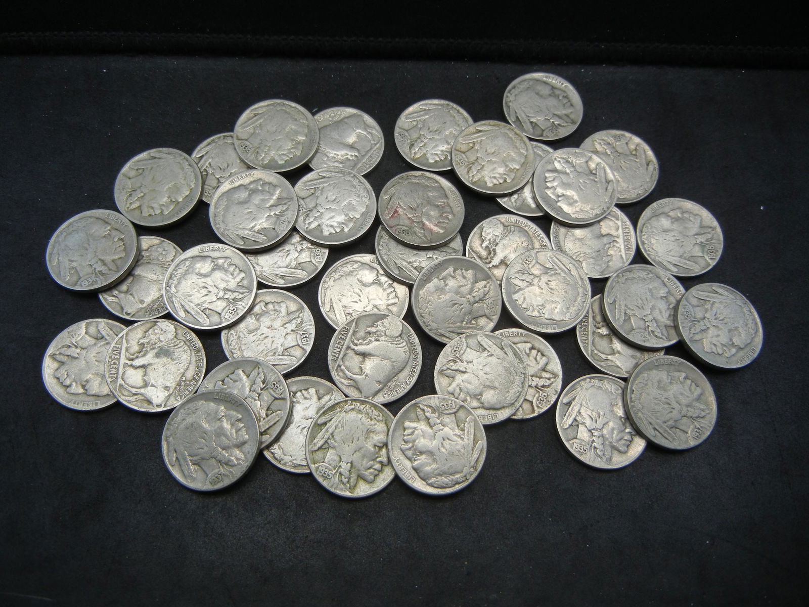 (40) Full date Buffalo Nickels.  Nice circulated stuff, (1 of 4)