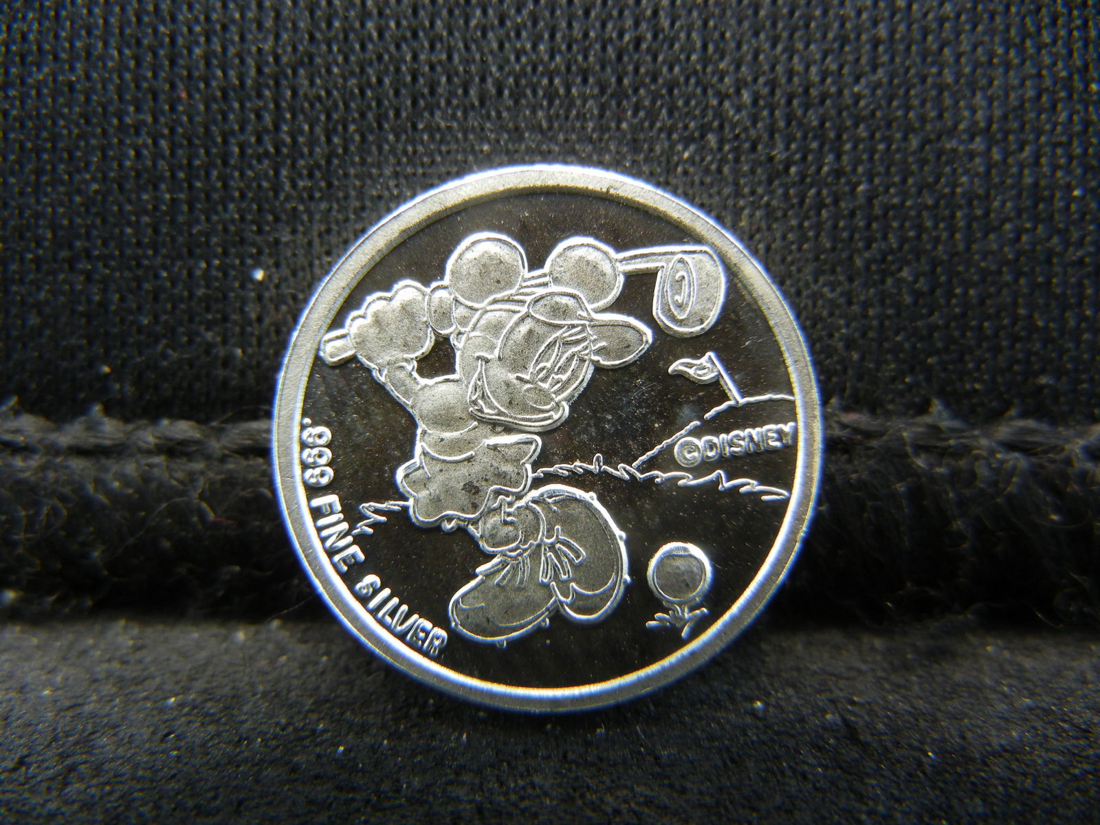 Disney Mickey Mouse .999 Fine Silver Round: Disney Mickey Mouse .999 Fine Silver Round