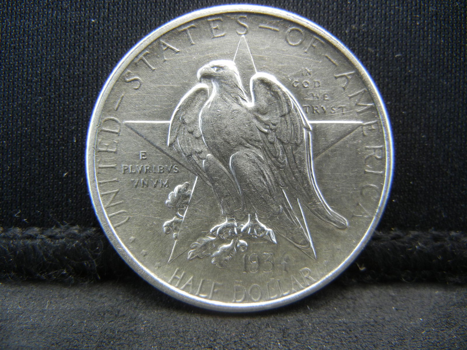 1934 Texas Half Dollar Commemorative BU White (1 of 2)