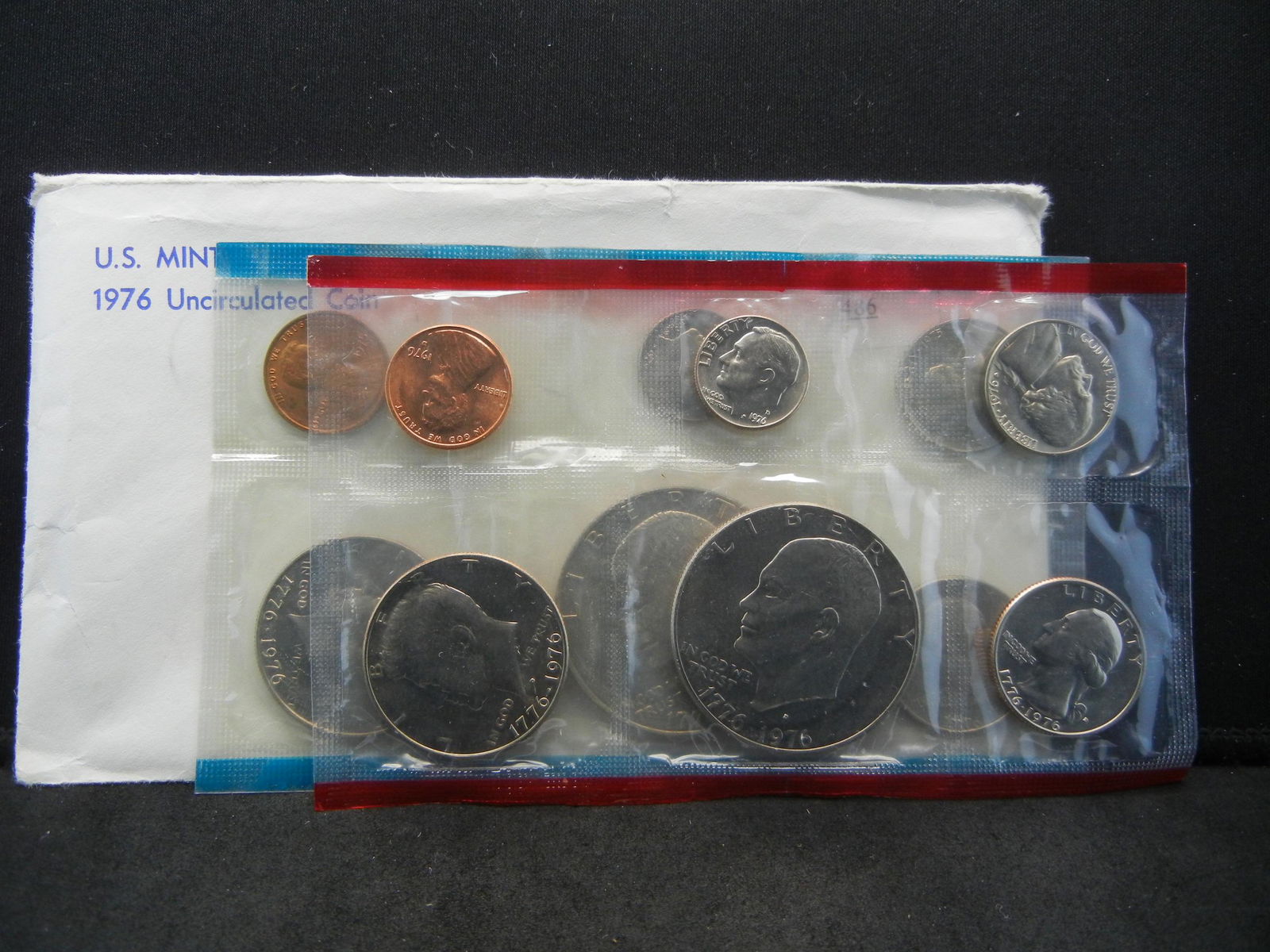 1976 United States Uncirculated P & D Mint Set w/ (1 of 5)