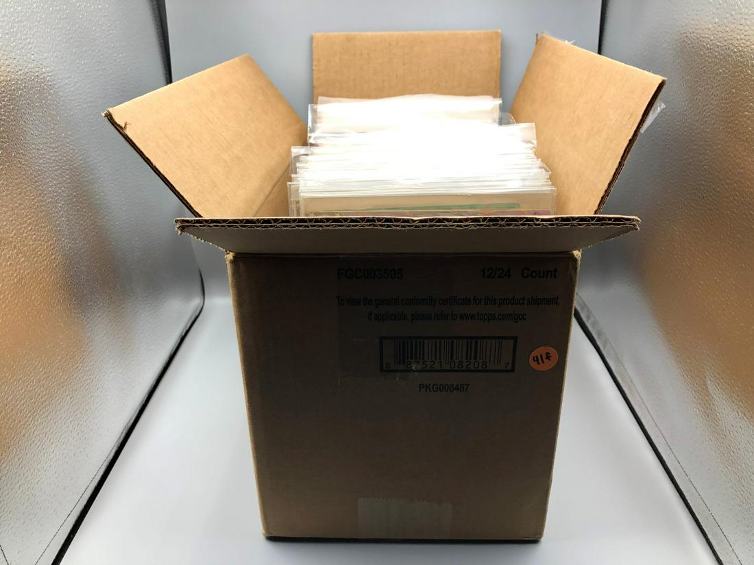 Box of Comics with misc Superman books - Approximate (1 of 8)