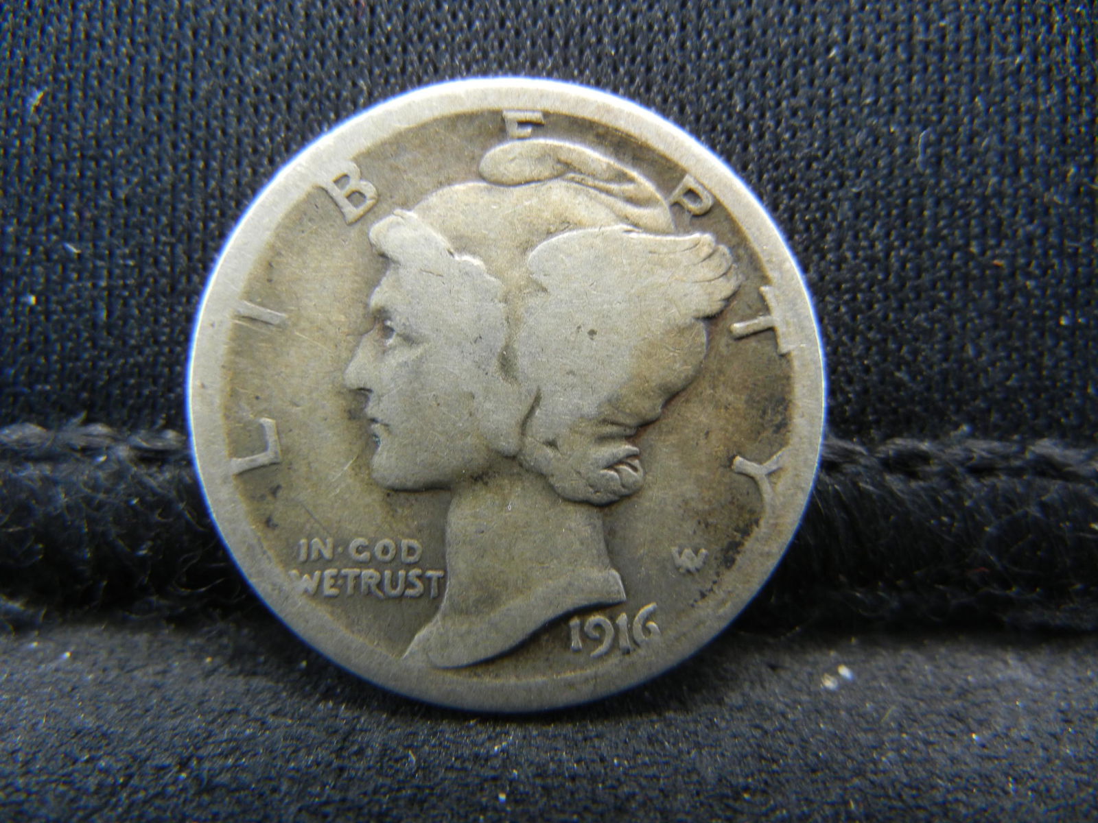 1916-S SEMI-RARE MERCURY DIME, SILVER/90% (1 of 2)