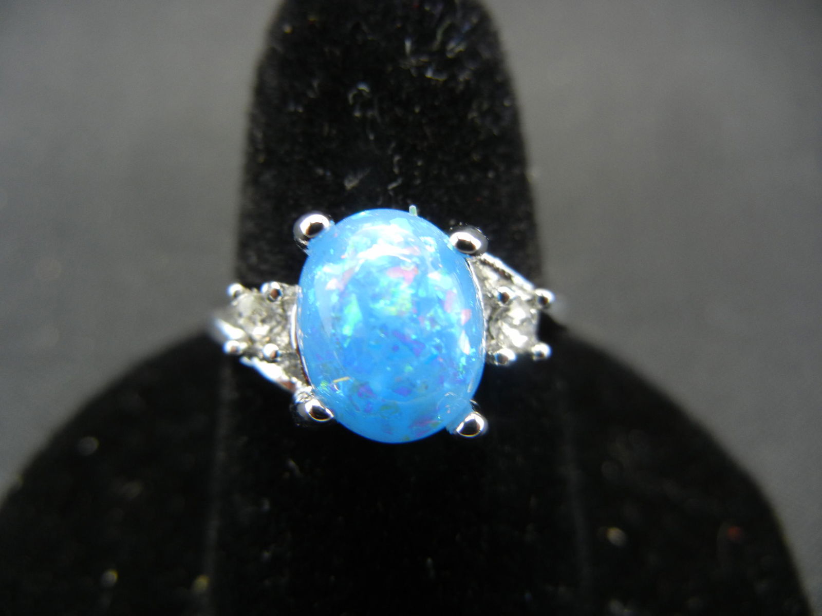 WOMAN'S BLUE FIRE OPAL RING (SIZE 7), FASHION JEWELRY (1 of 4)