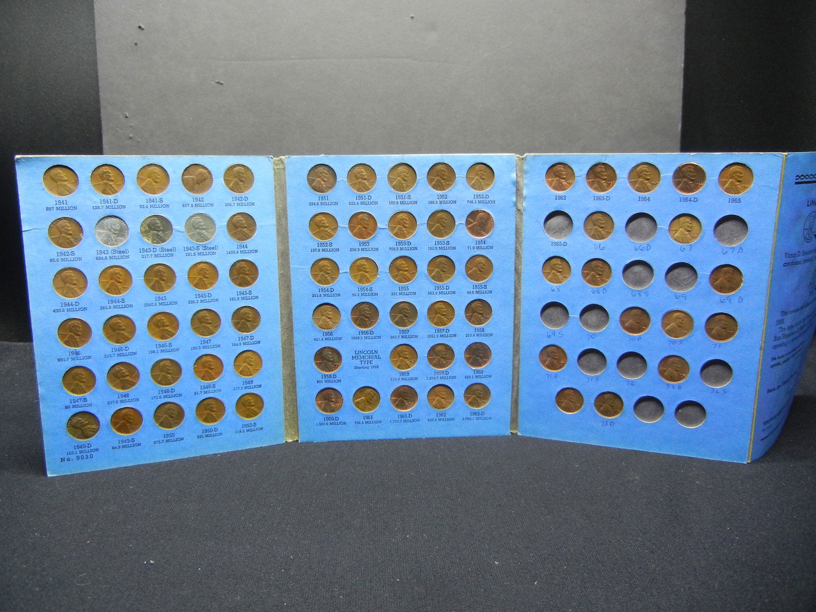 Lincoln Head Cent Book, (76) Coins (1 of 7)