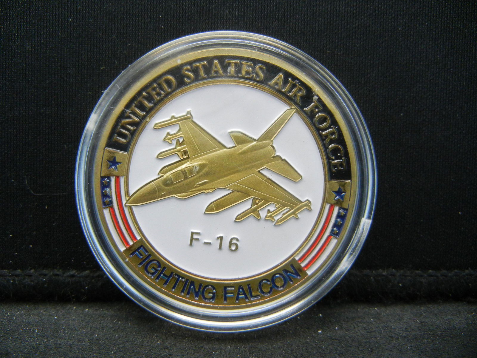 US Fighting Falcon F-16 Medal (1 of 2)