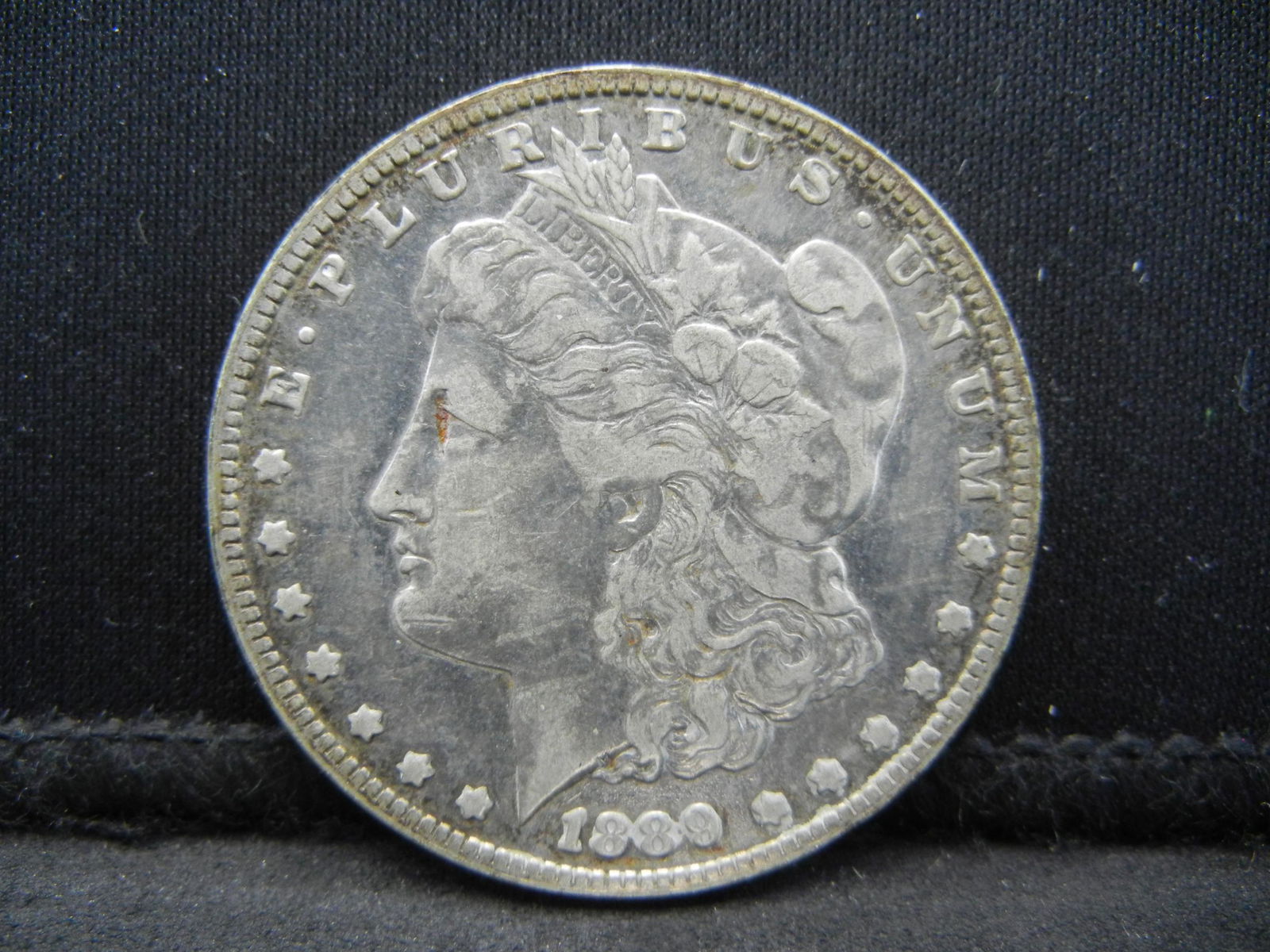 1889 O Morgan Dollar better Date (1 of 2)