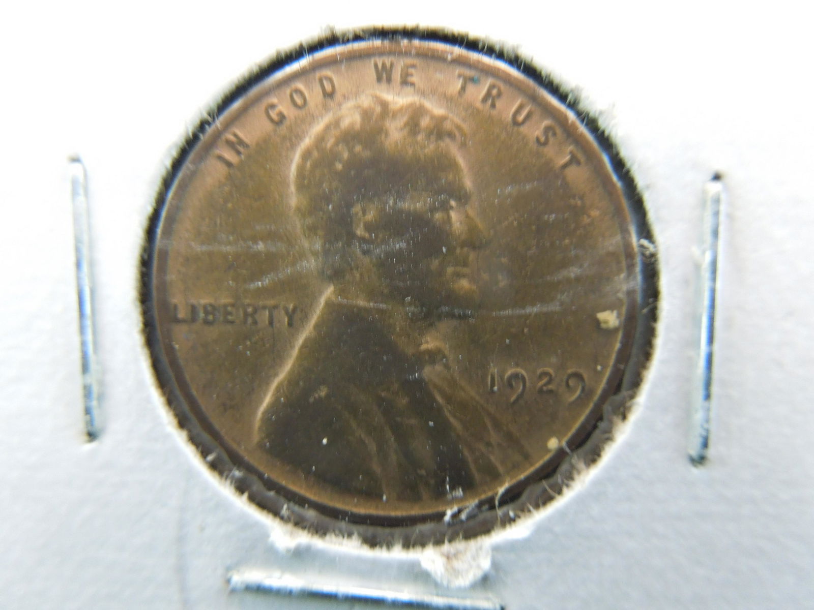 High grade reddish brown 1929 lincoln wheat cent (1 of 3)