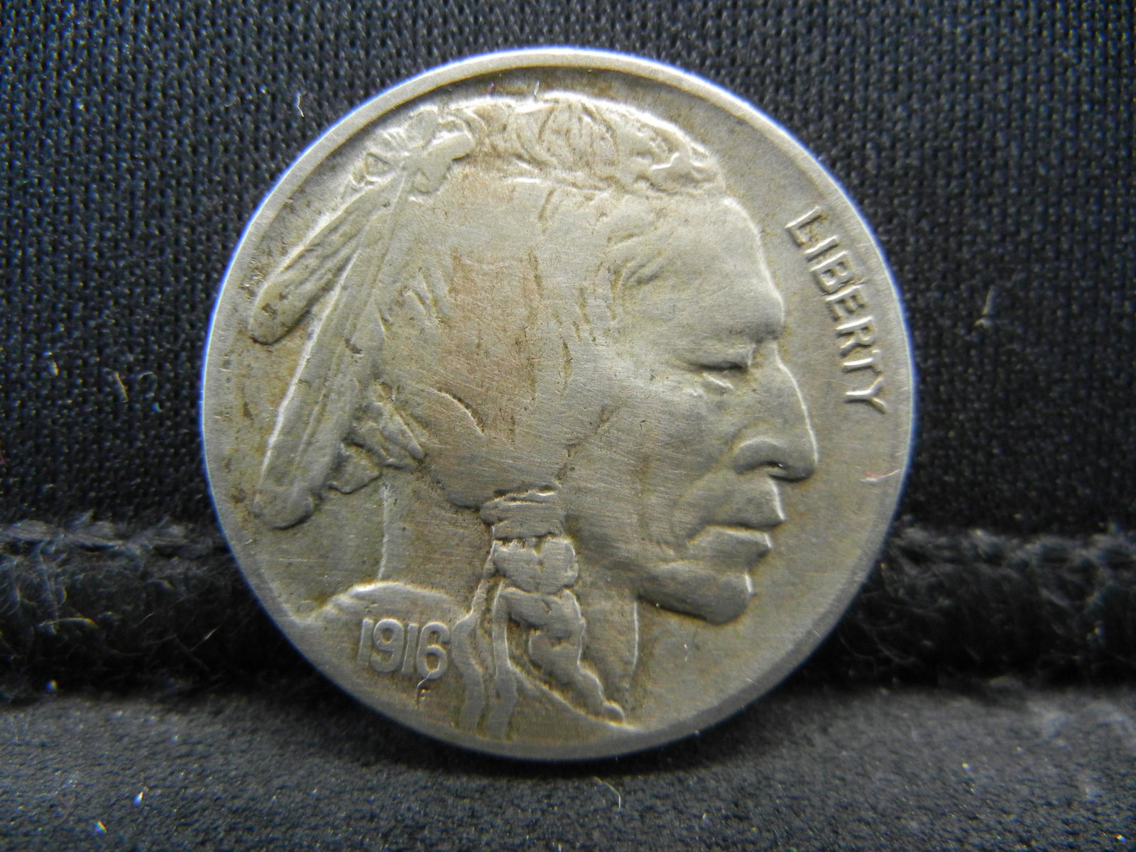 1916-D High Grade Buffalo Nickel. (1 of 2)