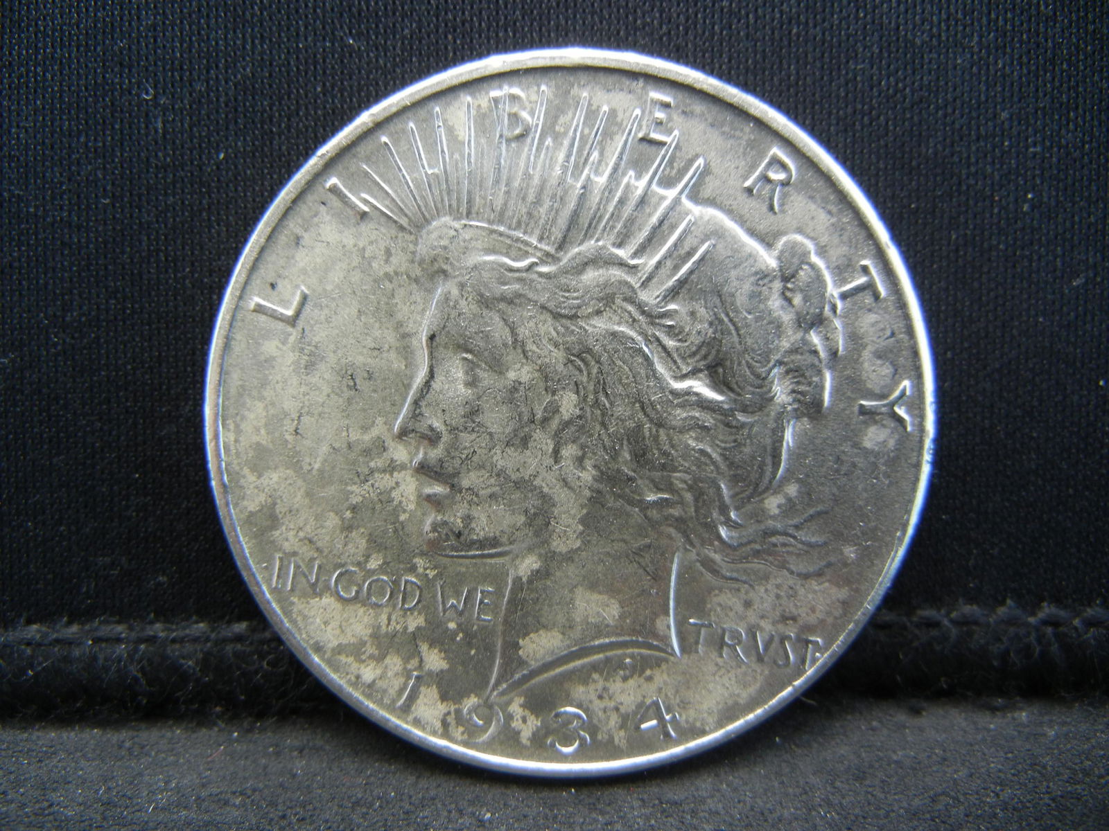 1934 D Peace Dollar High Grade Semi Key Date (1 of 2)