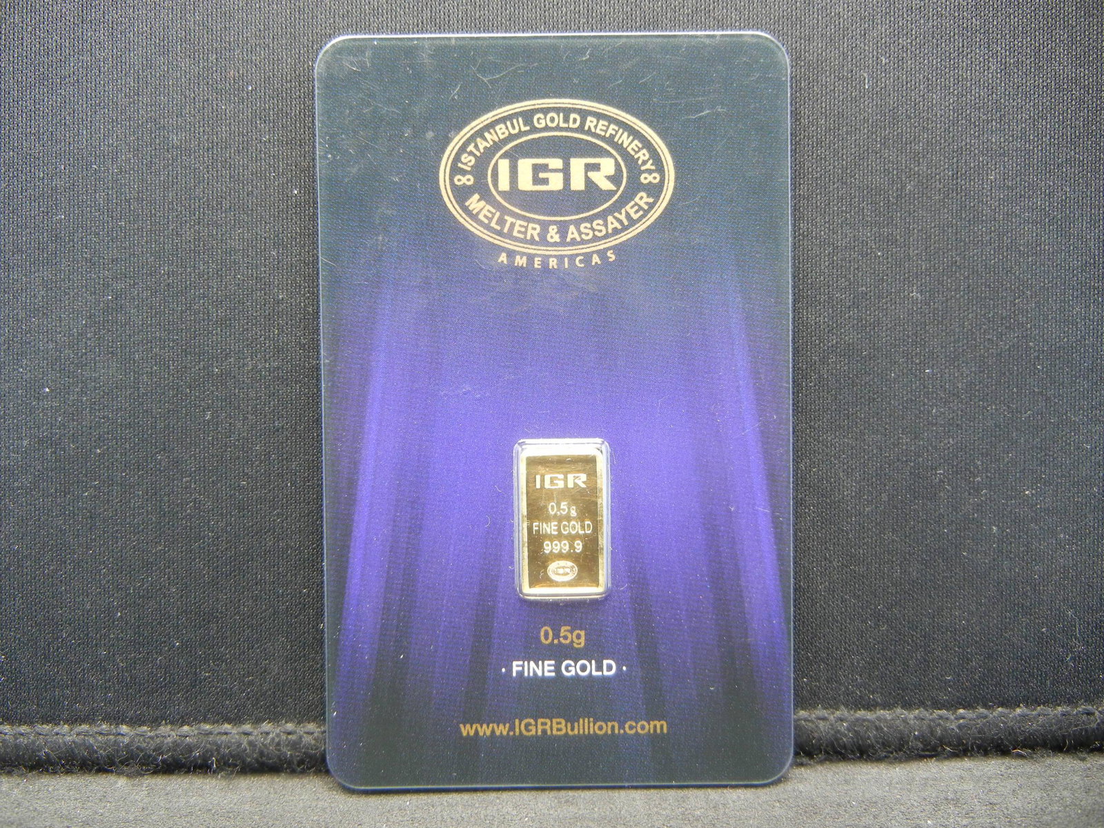 1/2 Gram Gold Bar Super Cool! (1 of 4)