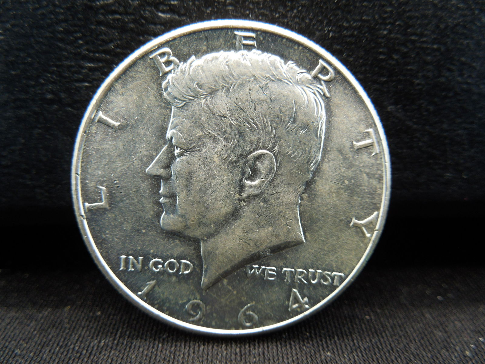 1964 Kennedy Half Dollar BU From Mint Roll -90% Silver (1 of 2)