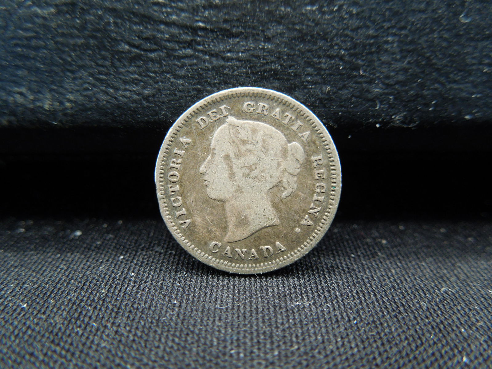 1890-H Canada 5 Cents - .925 Silver (1 of 2)