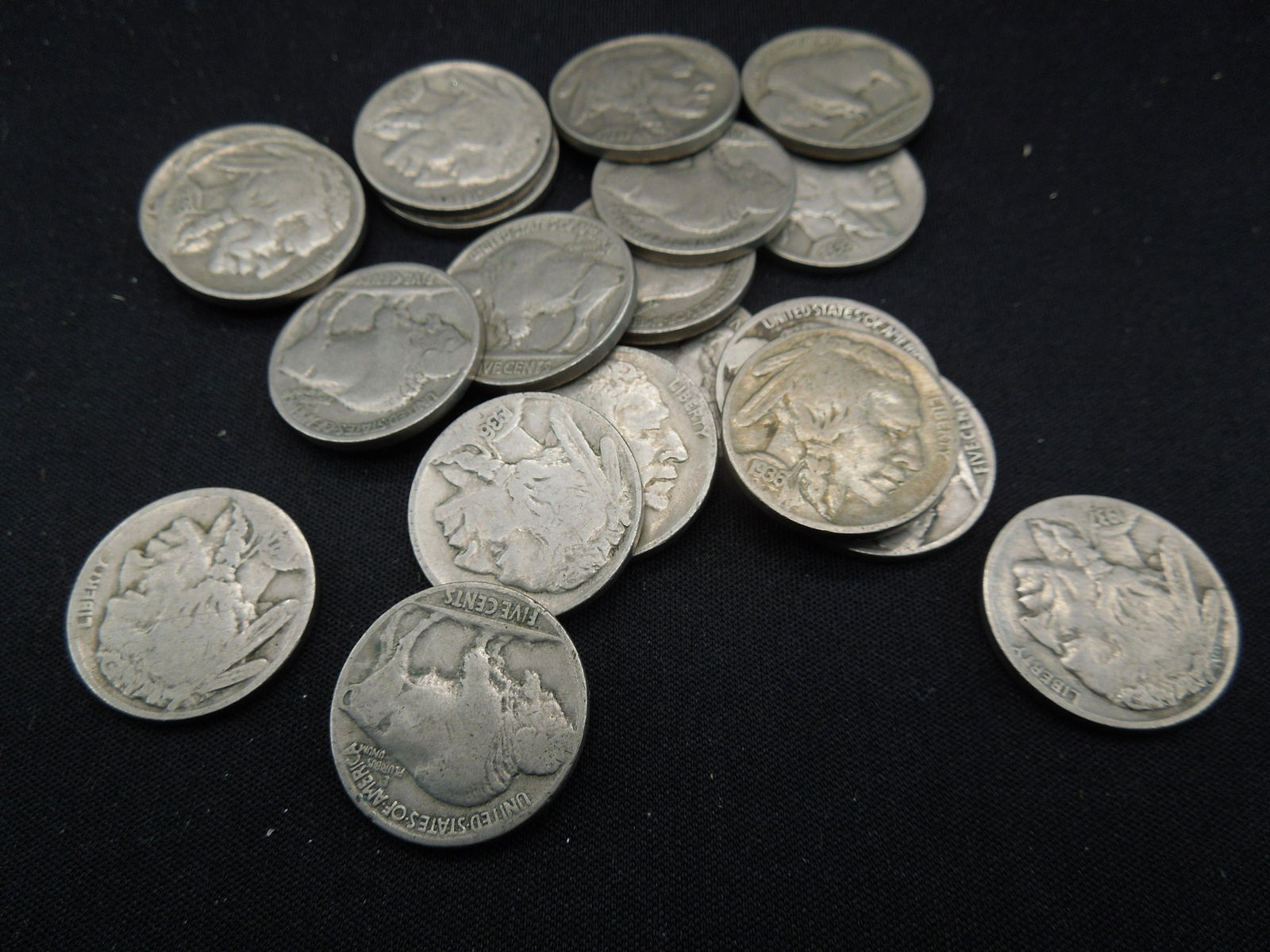 (20) Full Date Buffalo Nickels - Some High Grades! (1 of 3)