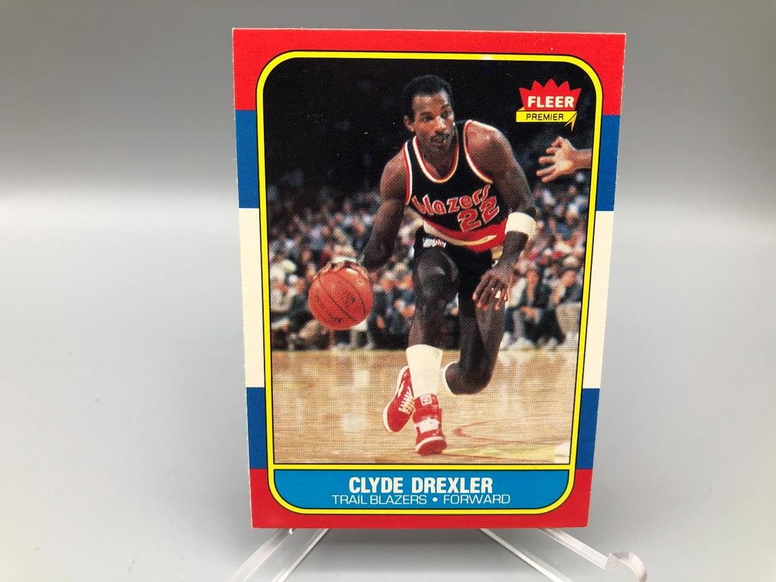 1986-87 Fleer Basketball Clyde Drexler Rookie Card (1 of 2)