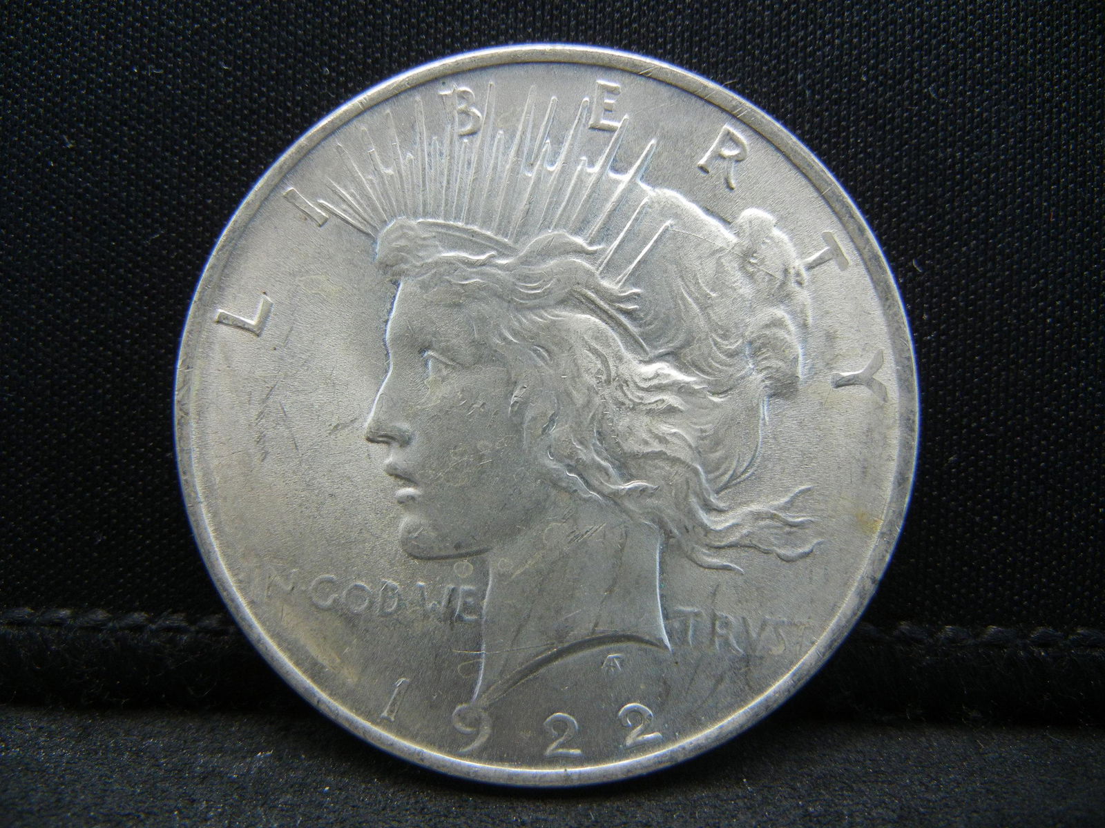 1922 Peace Dollar Uncirculated (1 of 2)