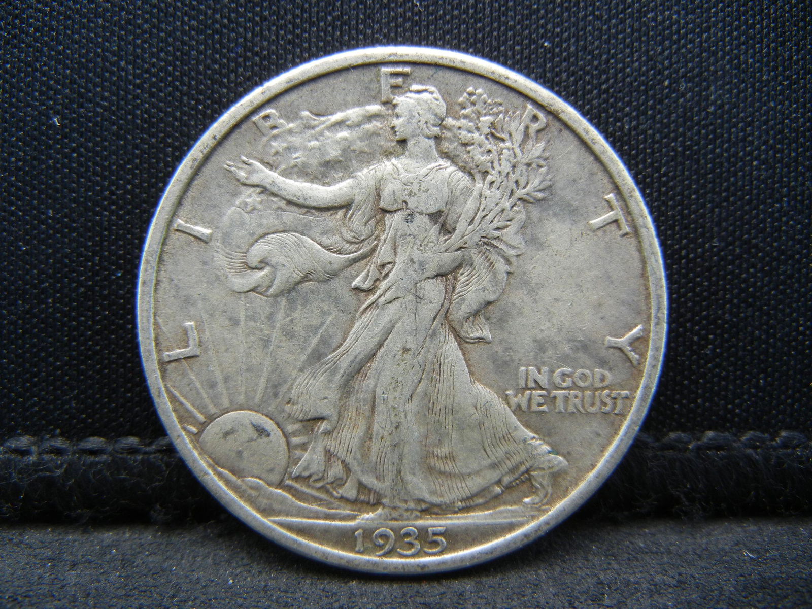 1935 Walking Liberty half Dollar Strong Details (1 of 2)