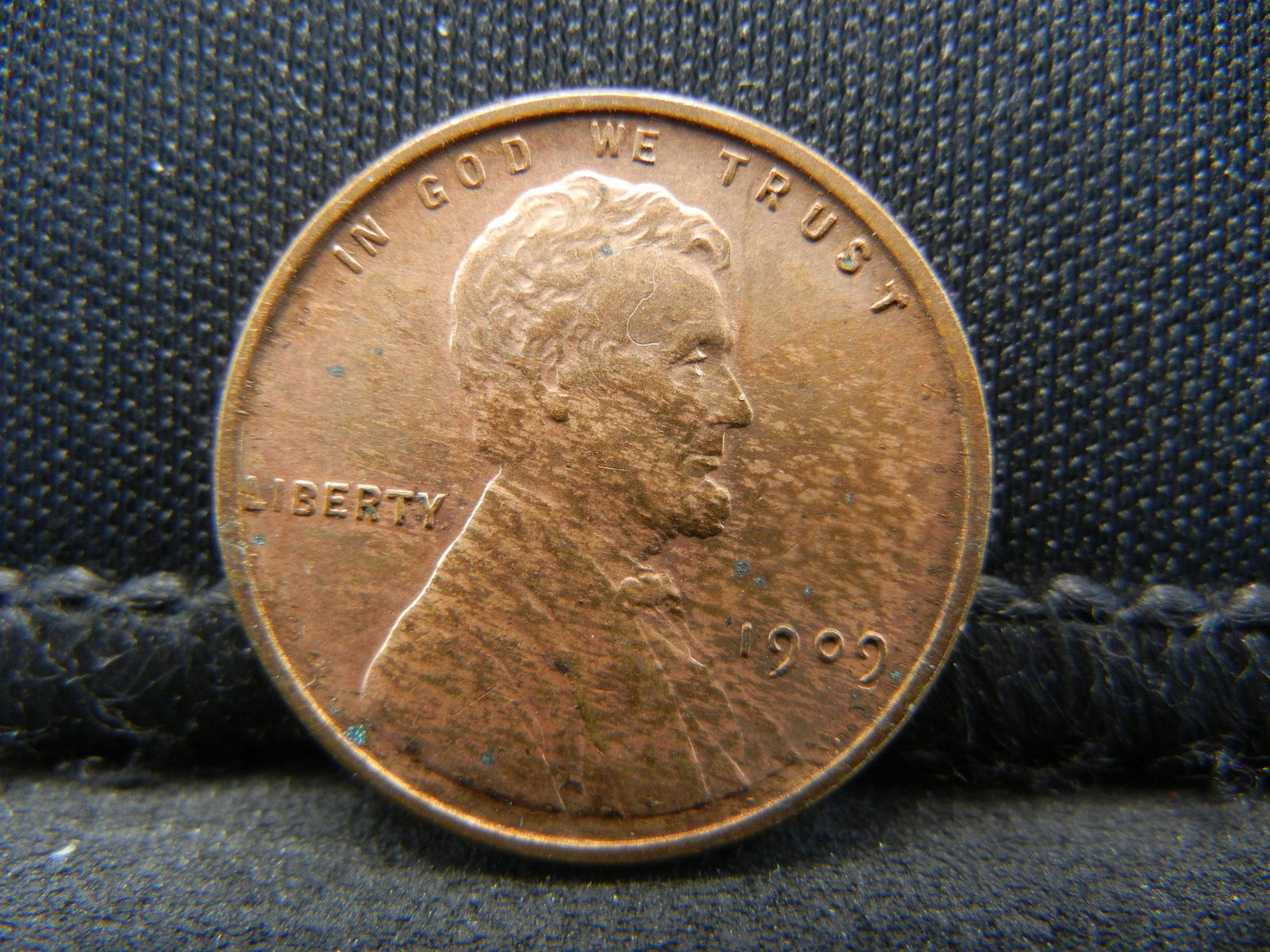1909 VDB Lincoln Cent Higher Grade (1 of 2)