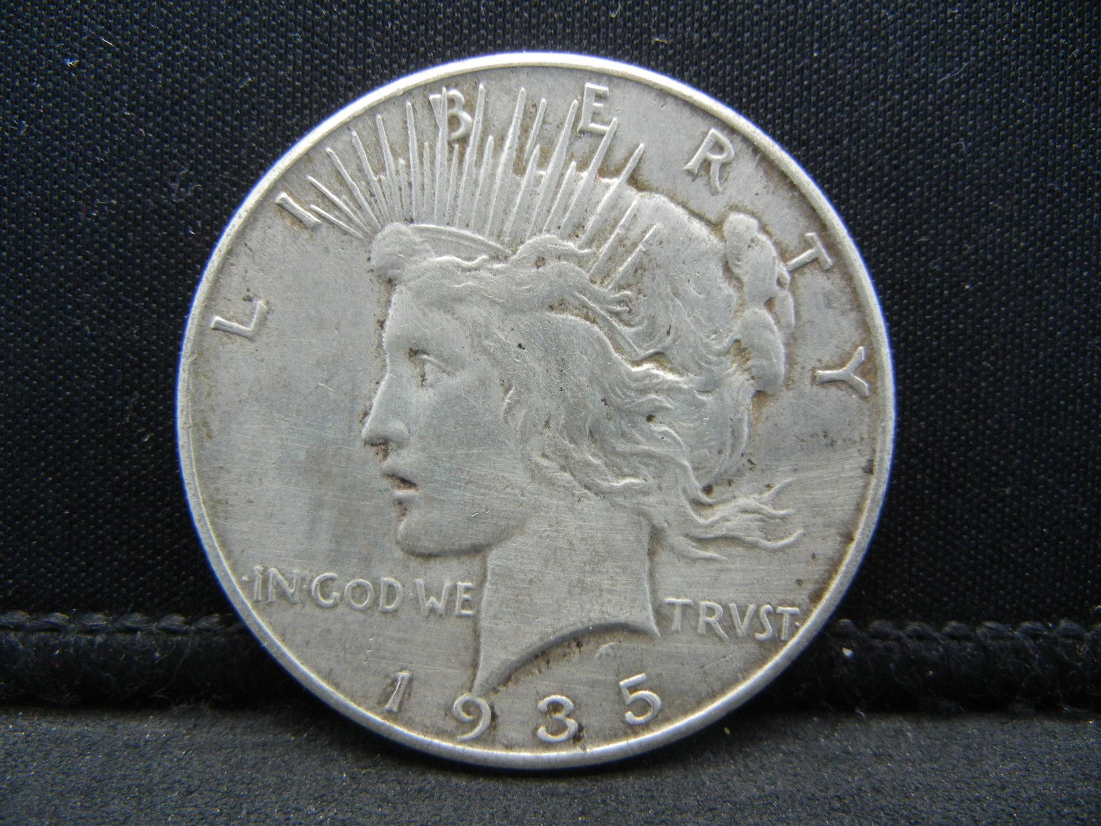 1935 Peace Dollar Better Date (1 of 2)