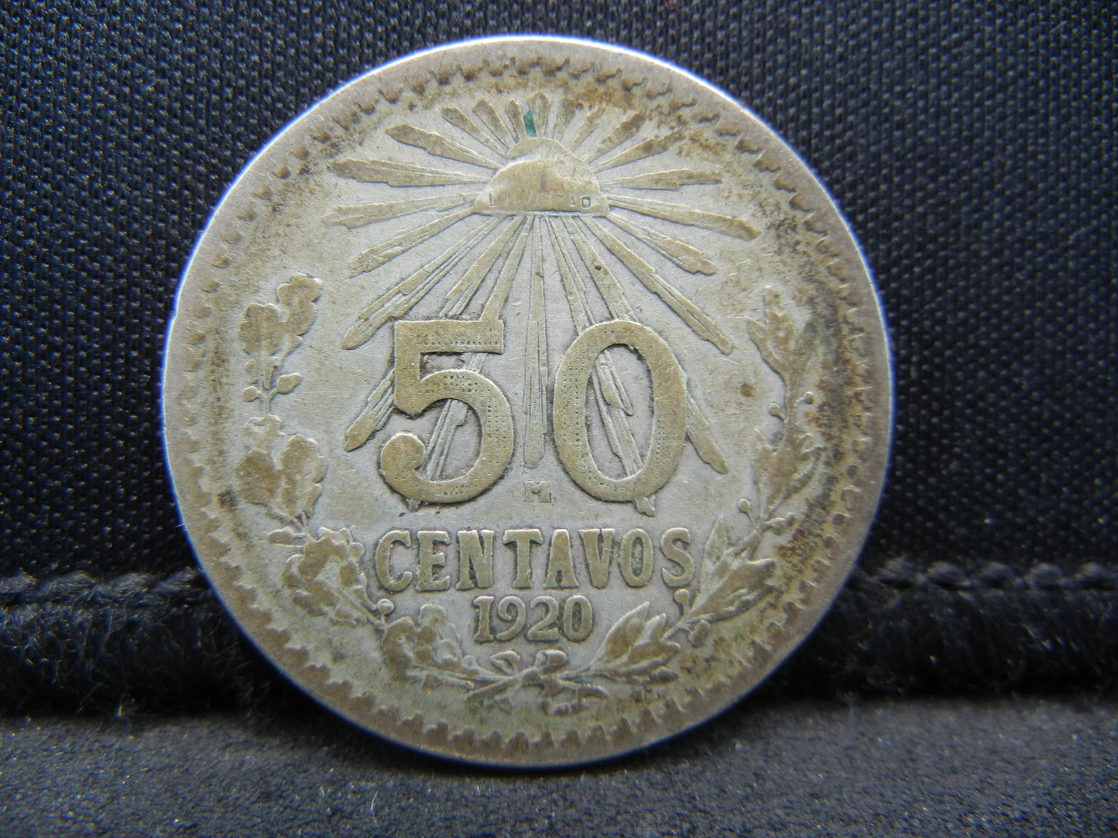 1920 Mexico Silver 50 Centavos (1 of 2)