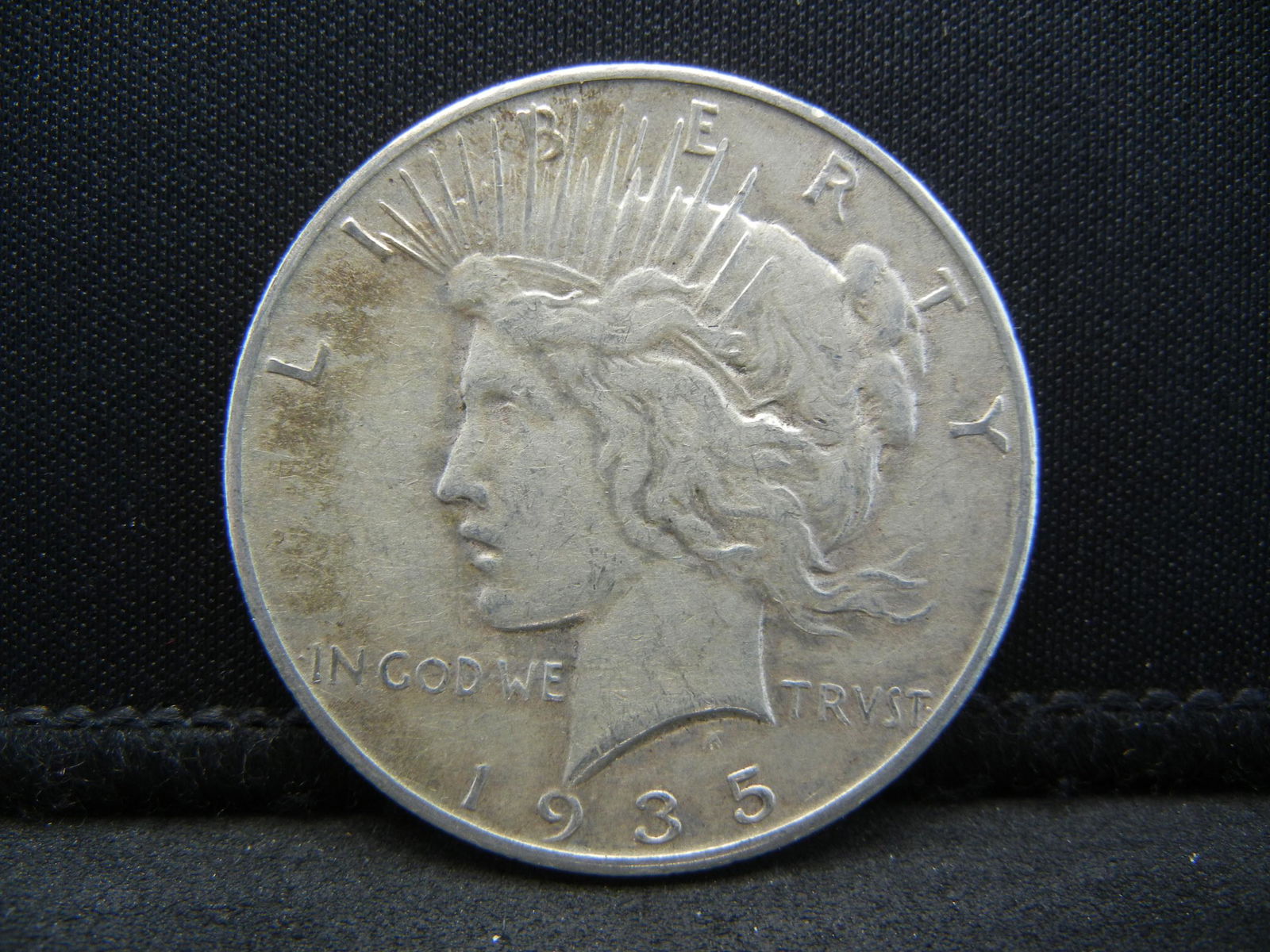 1935 S Peace Dollar Better Date (1 of 2)