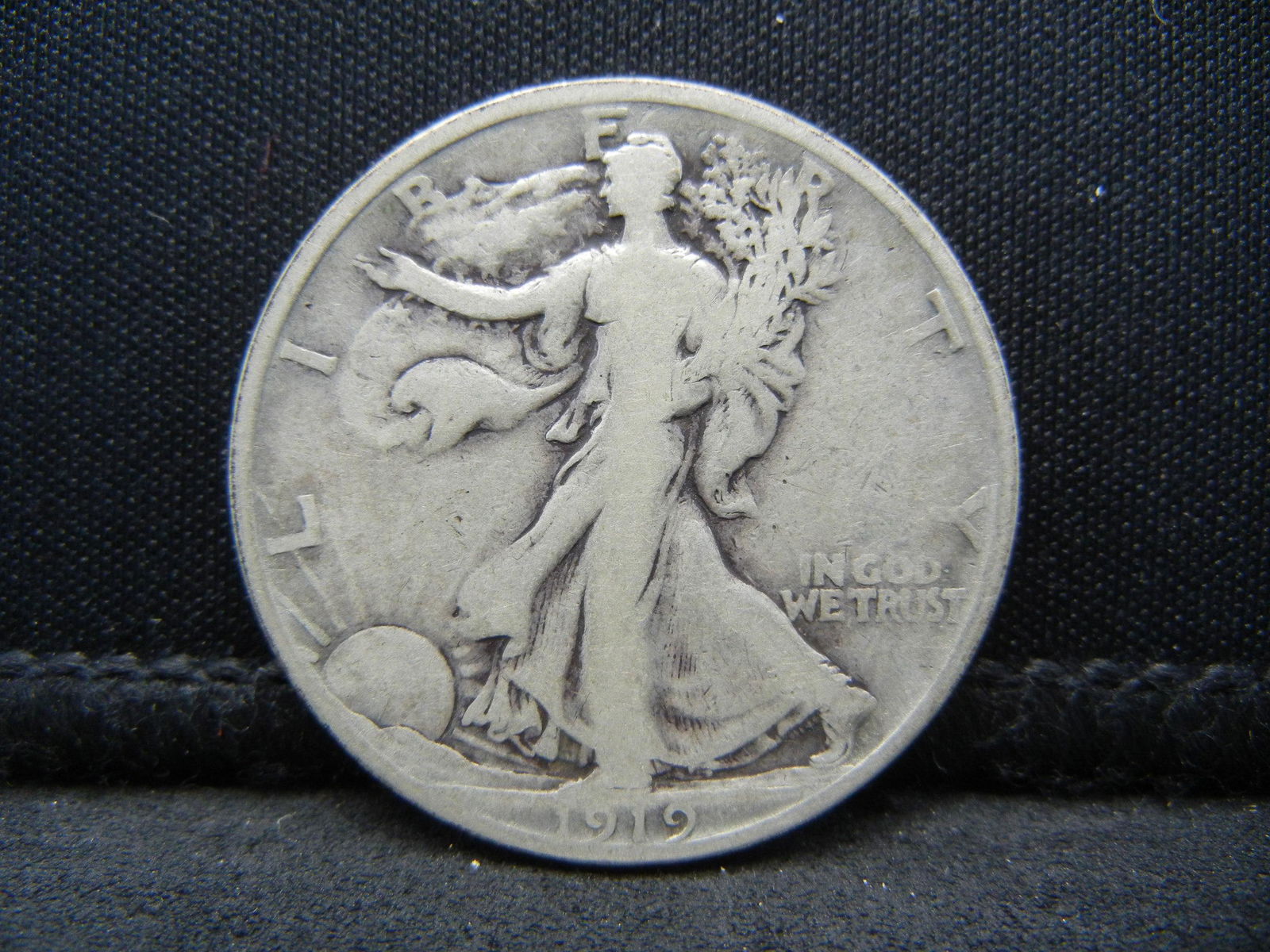 1919 S Walking Liberty Half Dollar Better Date (1 of 2)