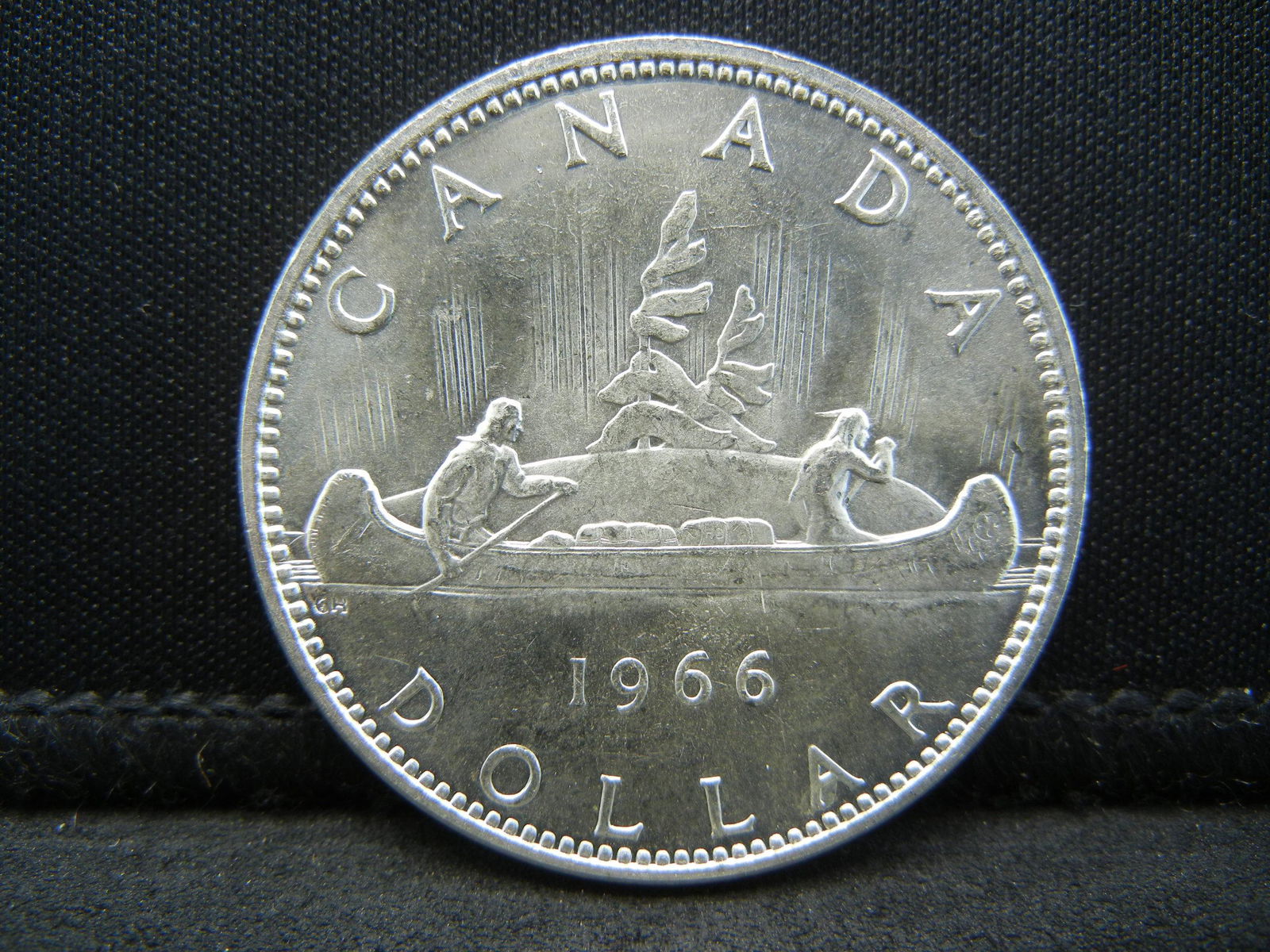 Uncirculated 1966 Silver Canada Dollar (1 of 2)