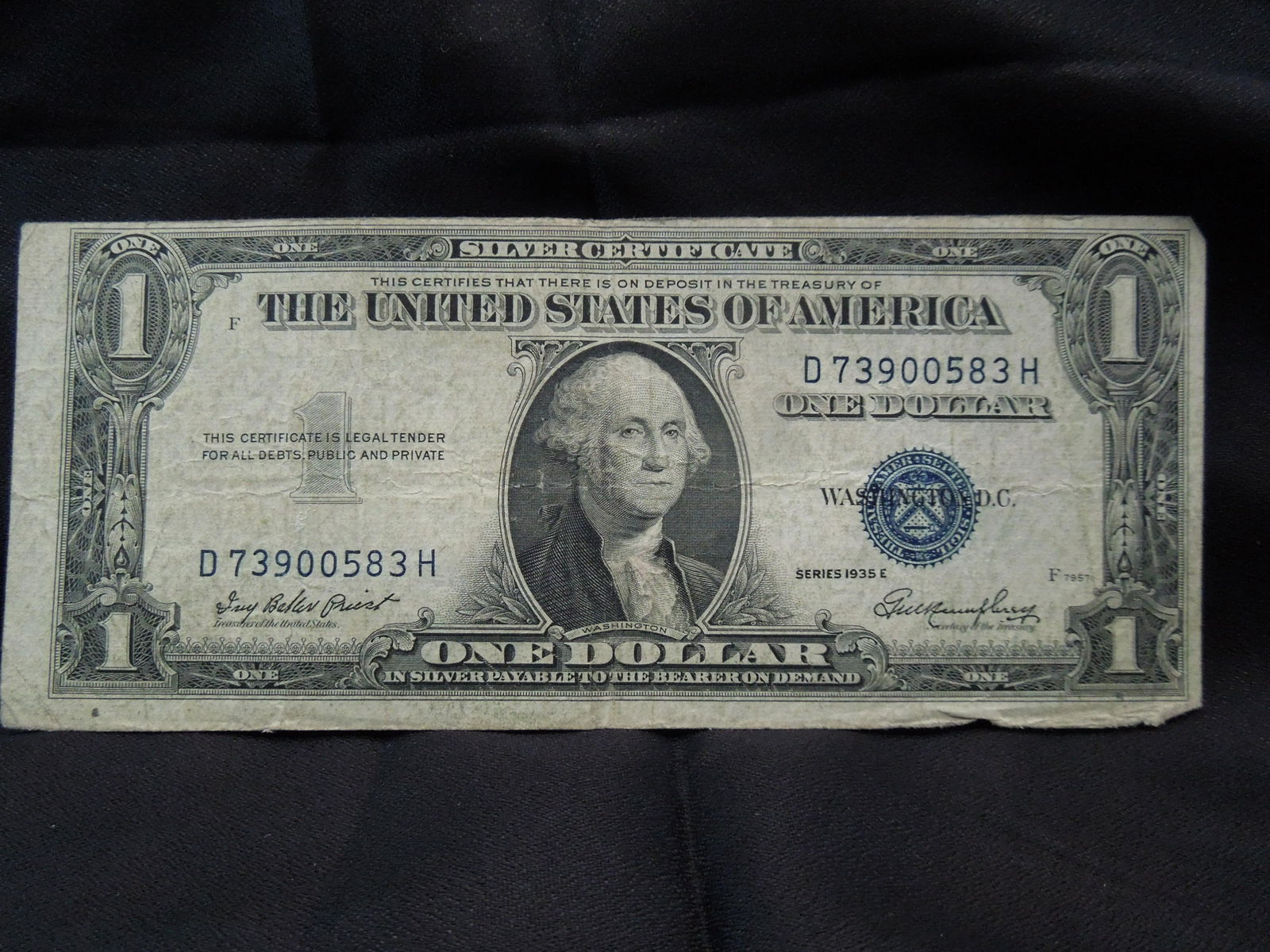 1935 E One Dollar Silver Certificate (1 of 3)