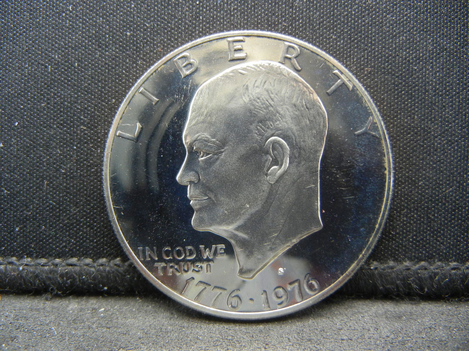 1976 S Type 2 Gem Proof Eisenhower "Ike" Dollar (1 of 2)