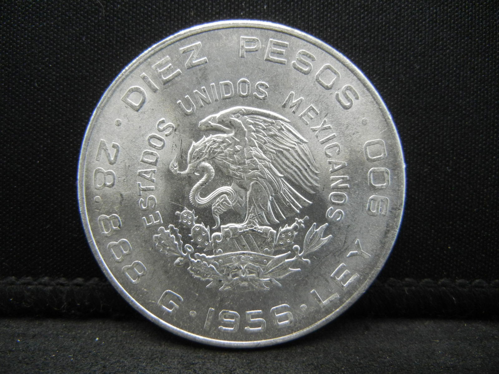 1956 Silver Mexico Diez Pesos Uncirculated Nice (1 of 2)