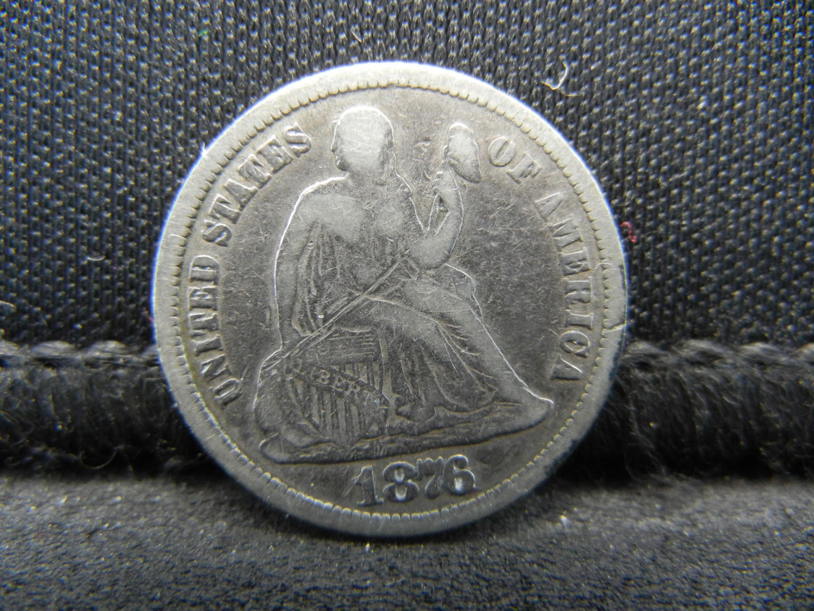 1876-CC Seated Dime Full Liberty (1 of 2)