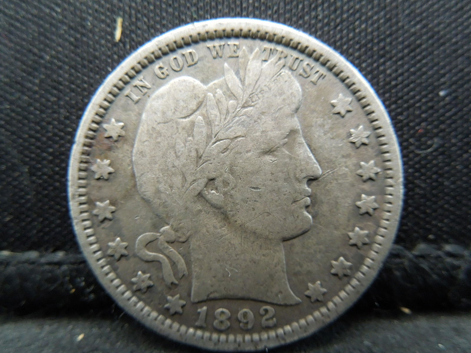 1892 Barber Silver Quarter VF (1 of 2)