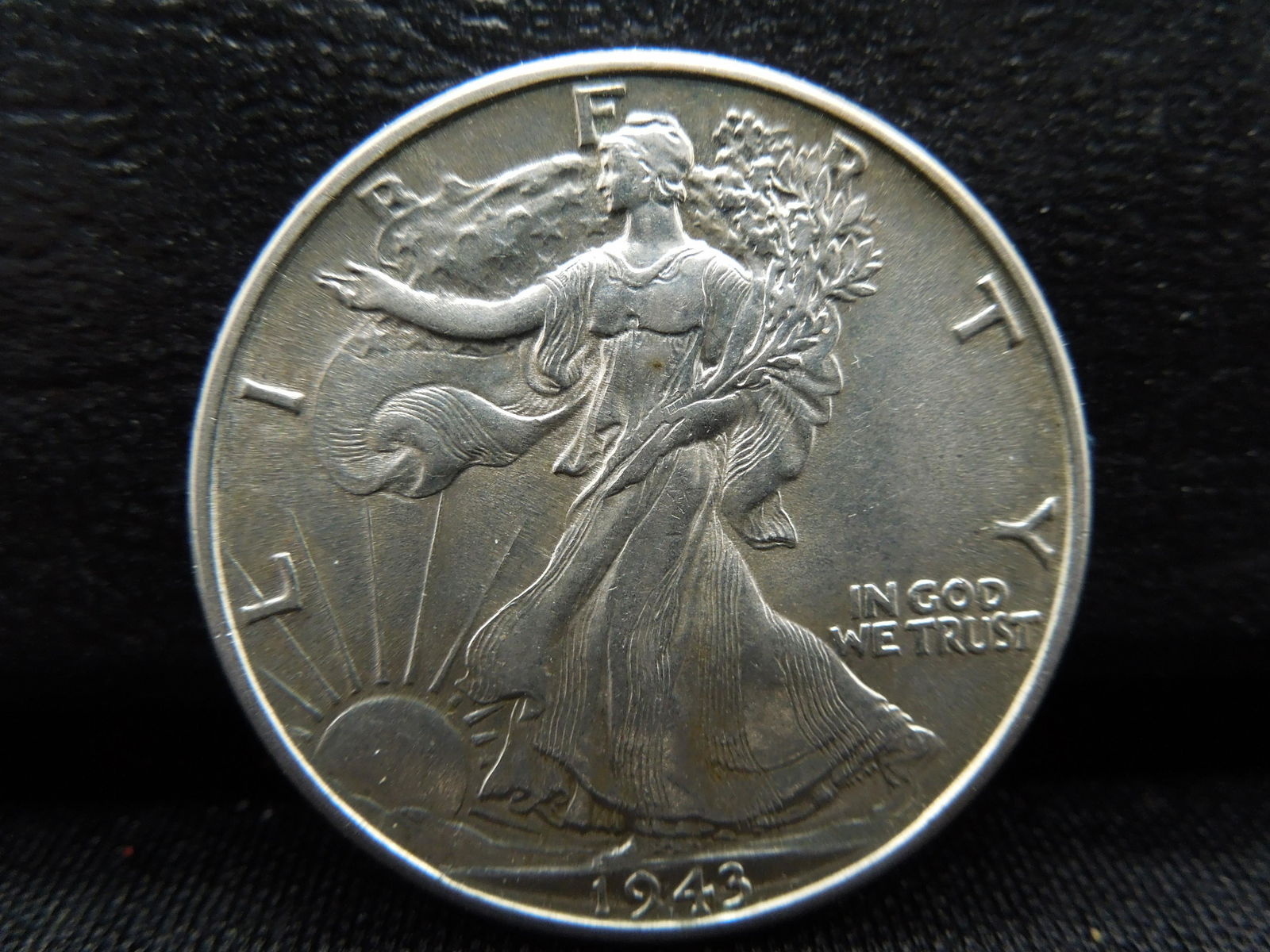 1943 Uncirculated Walking Liberty Half Dollar. (1 of 2)