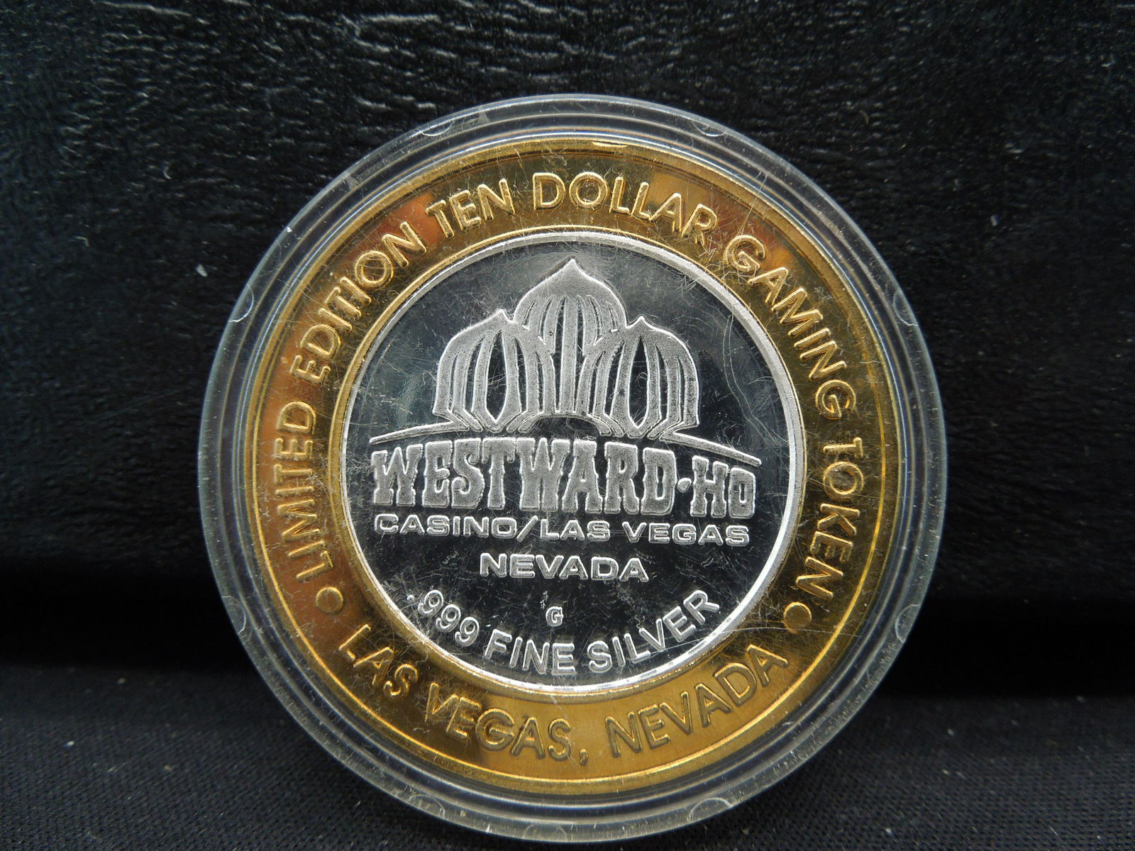 Westward Ho Las Vegas $10 (.999) silver gambling token- (1 of 2)