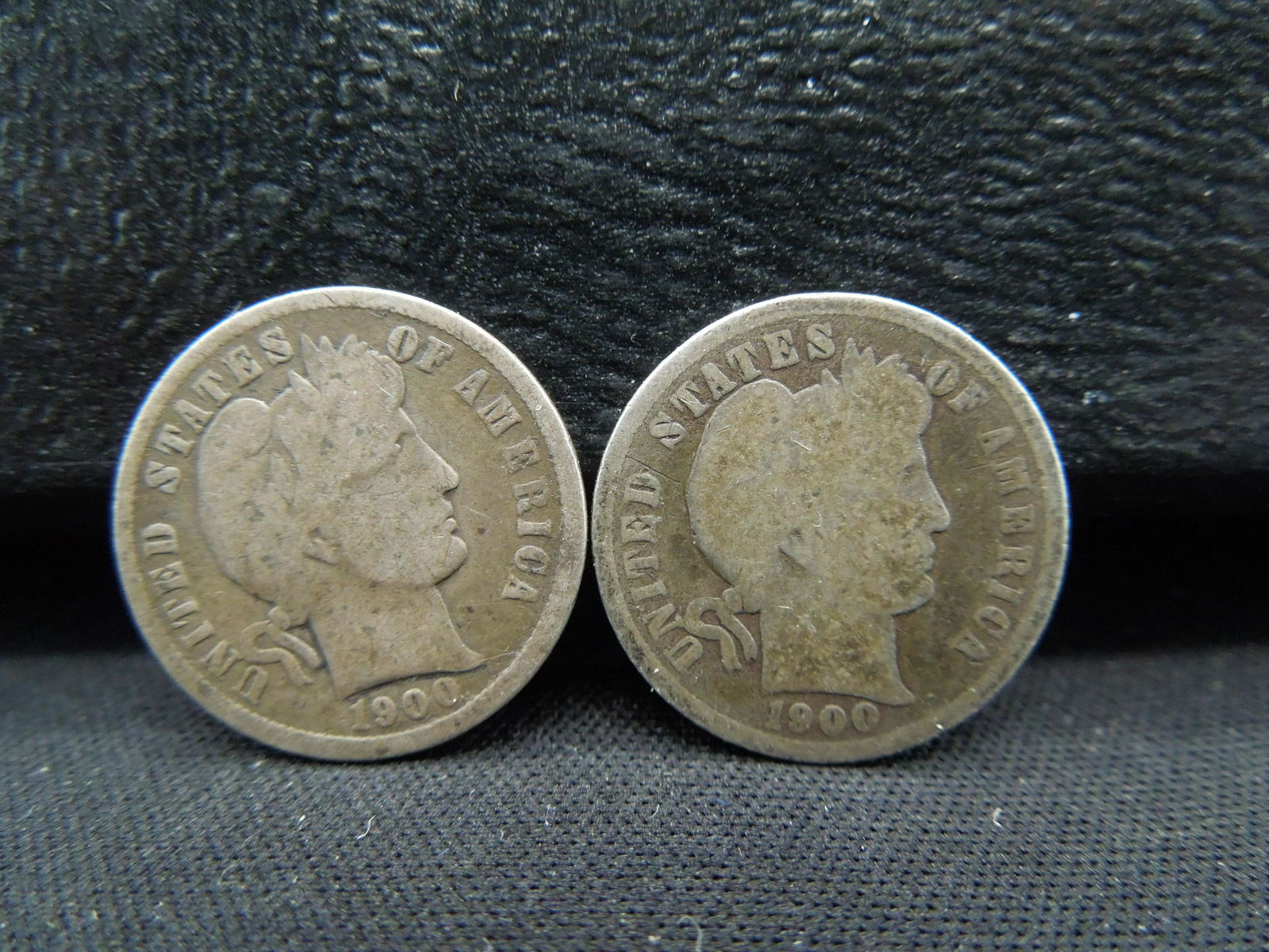 Two 1900 Barber Dimes (1 of 2)