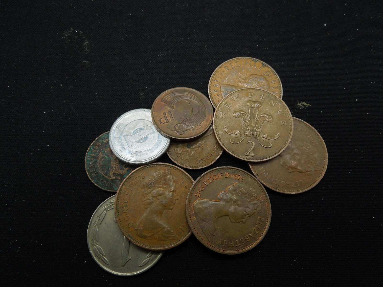 10  Foreign Coins (1 of 3)