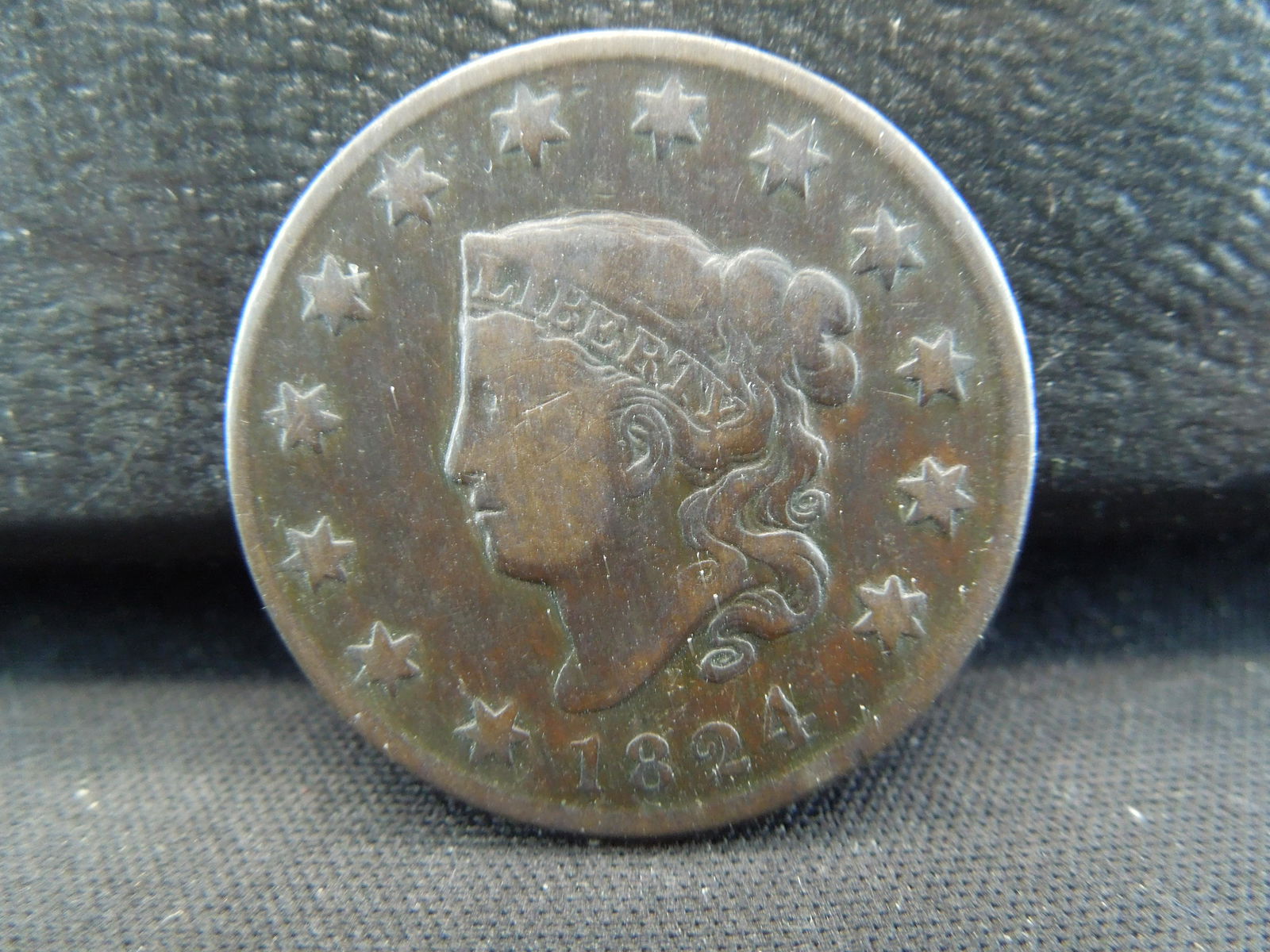 1824 Large Cent VF Semi Key Date (1 of 2)
