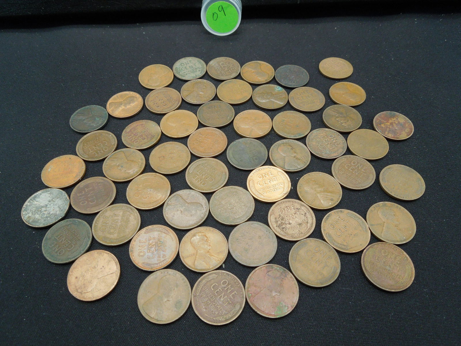 Approximately (50) 1909 Lincoln Cents Better Date (1 of 9)