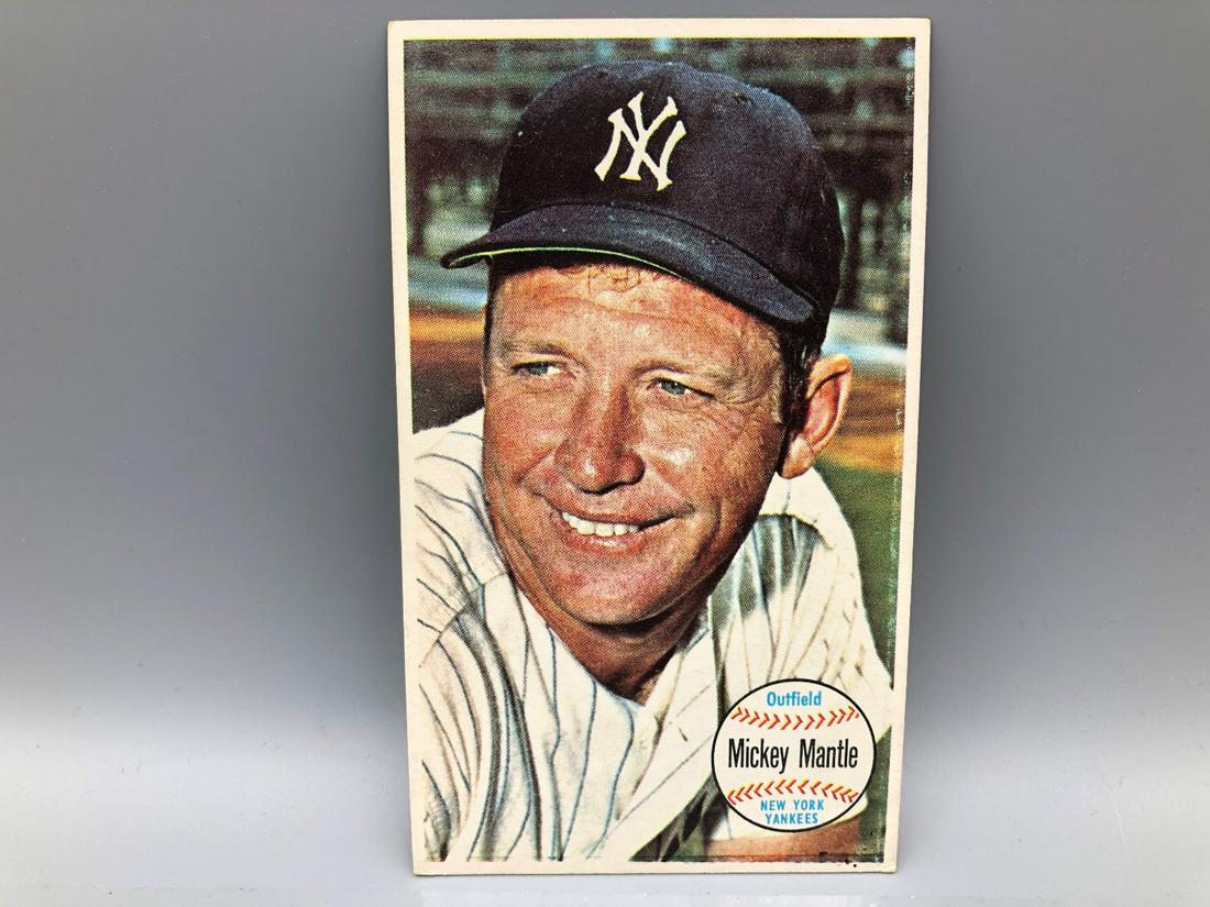 1964 Topps Giant Mickey Mantle: 1964 Topps Giant Mickey Mantle