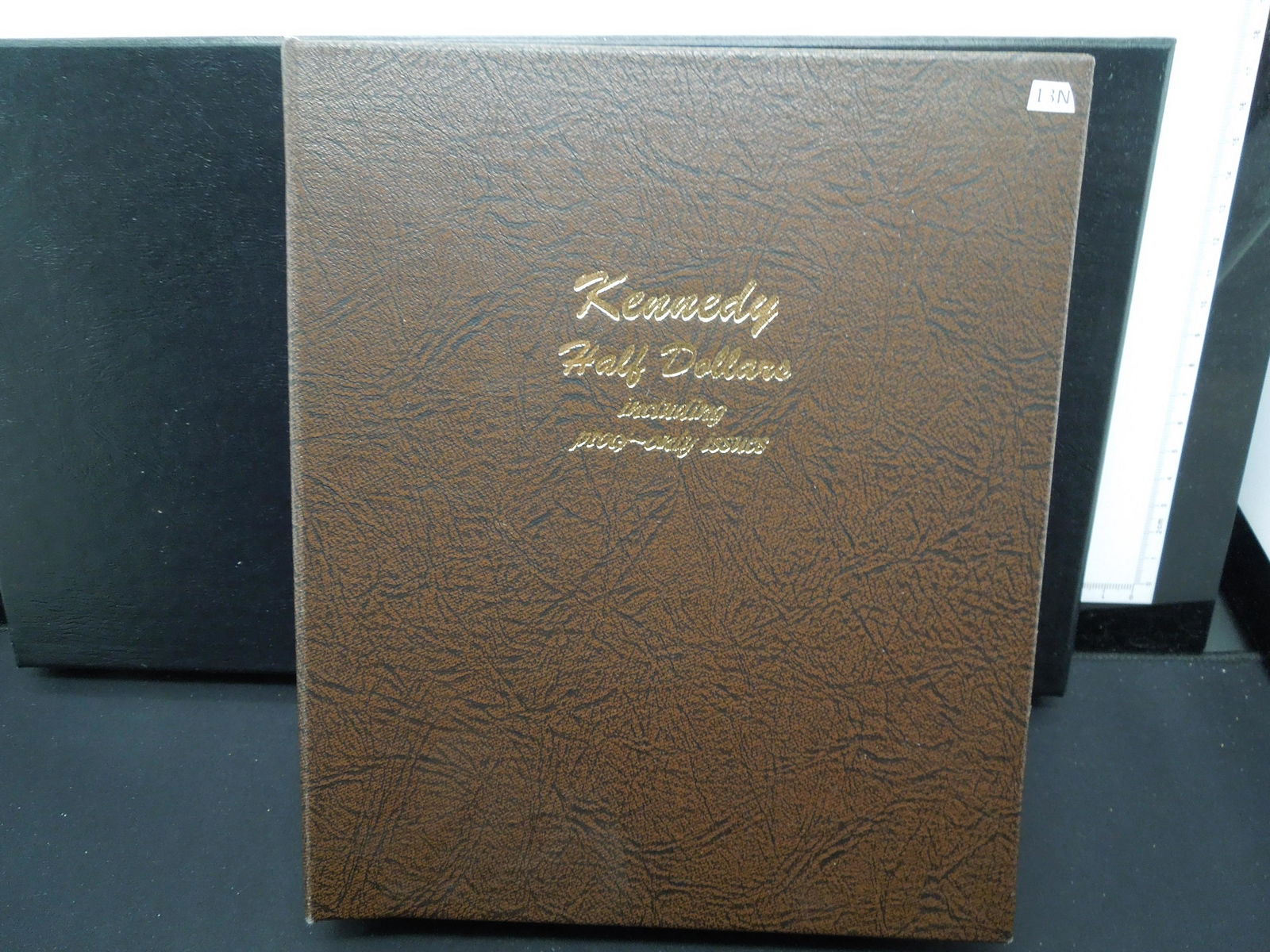 1964-2006 Kennedy Half Dollar Uncirculated 134 Coin (1 of 19)