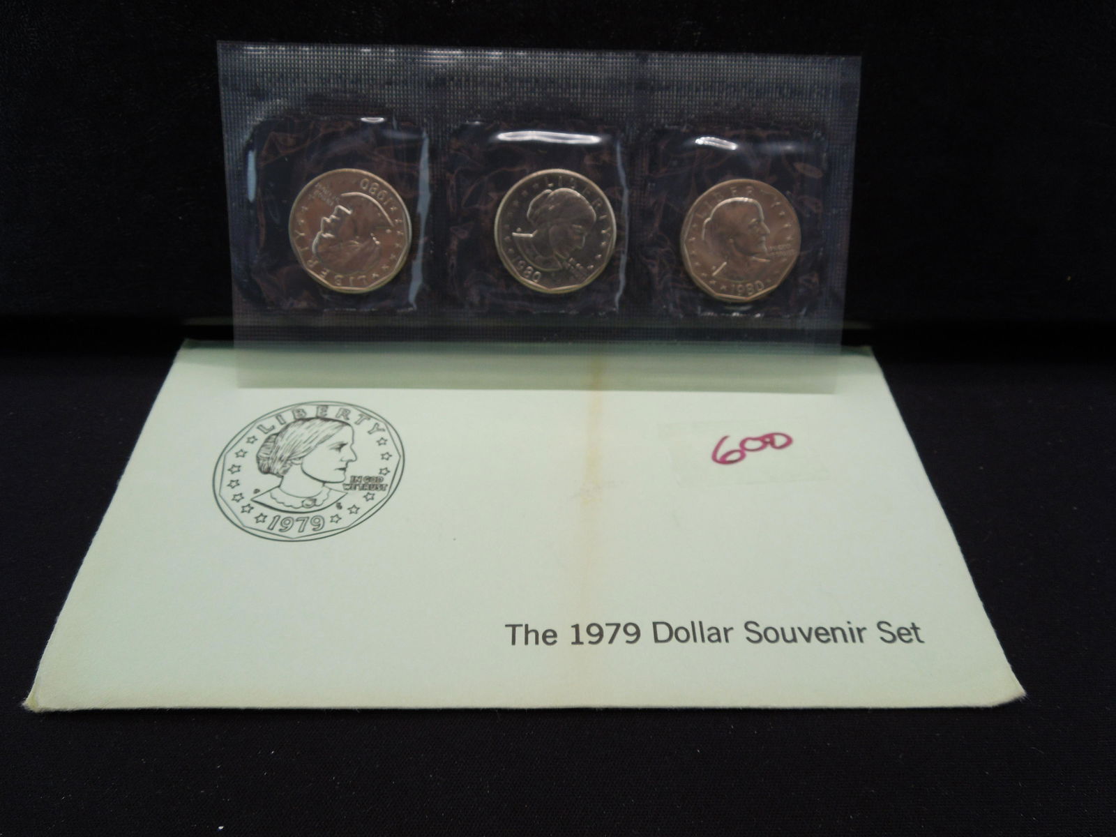 1980 Susan B Anthony Souvenier Set in 1979 Envelope (1 of 7)