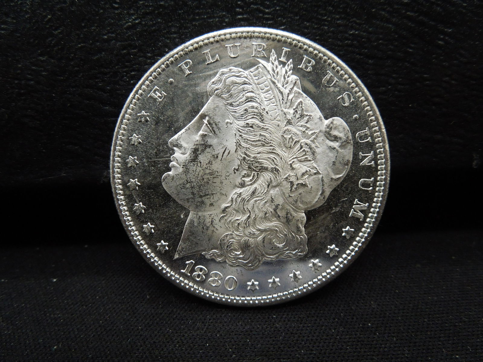 1880-S Morgan Dollar Blast White Looks Proof Like!! (1 of 2)