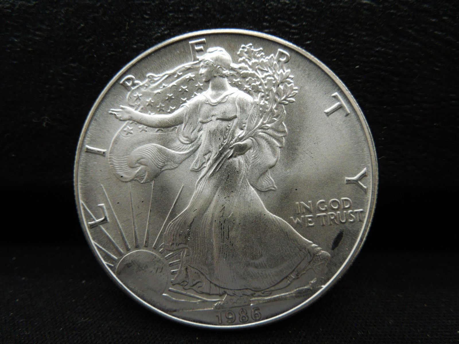 1986 Silver American Eagle First Year! (1 of 2)