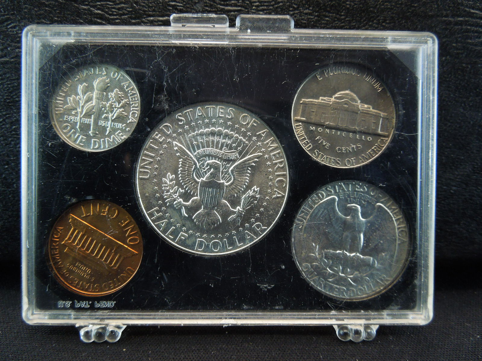 BU 1964 Mint Set in Case (1 of 2)
