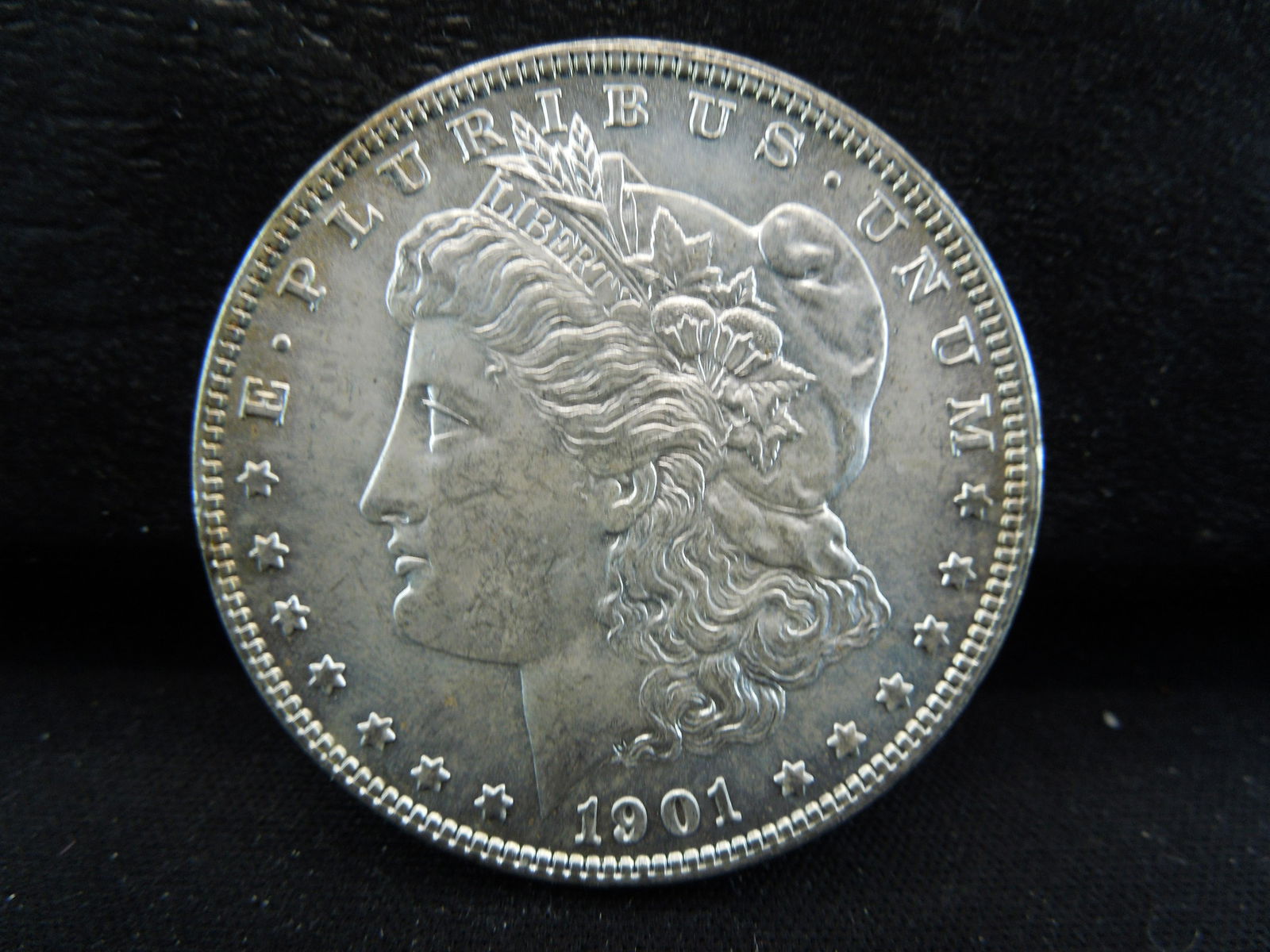 1901 O Morgan Dollar BU Frosty! (1 of 2)
