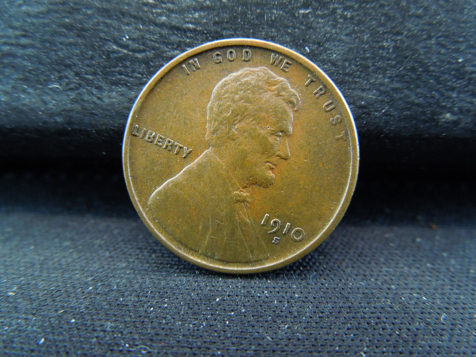 1910 S Lincoln Cent Strong Details Semi Key Date (1 of 2)
